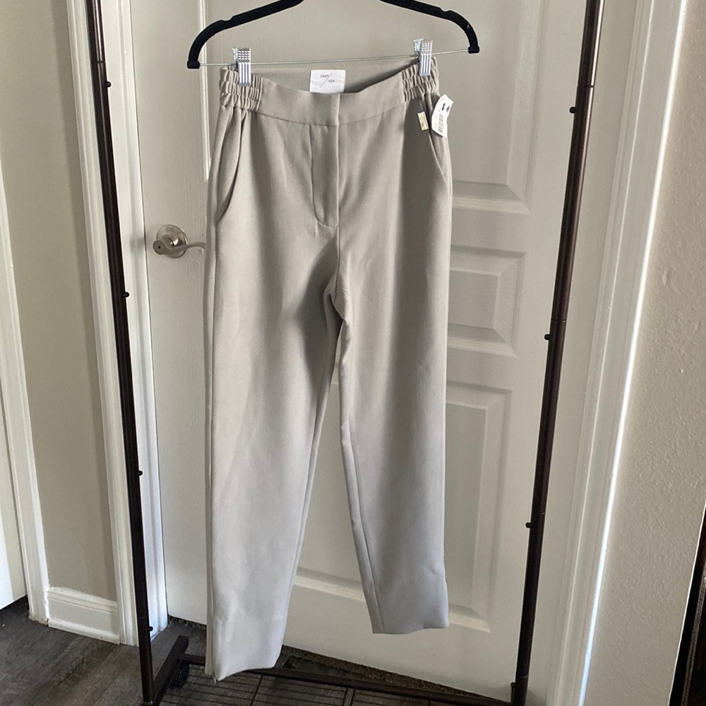 NWT Grey Ven Highwaisted Ankle Trousers in Gray
